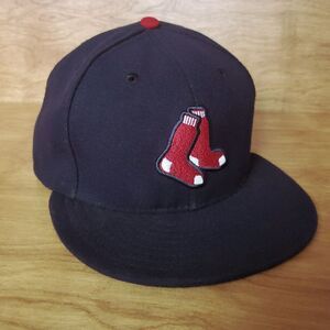 New Era Boston Red Sox Fitted Hat 7 5/8 Socks Logo Blue Cap Official On-Field
